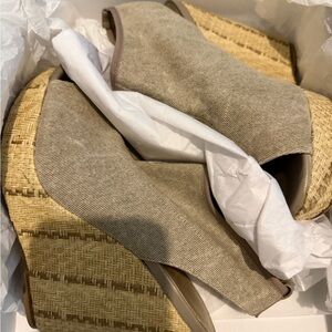 Stuart Weitzman Taupe Wedge Sandals